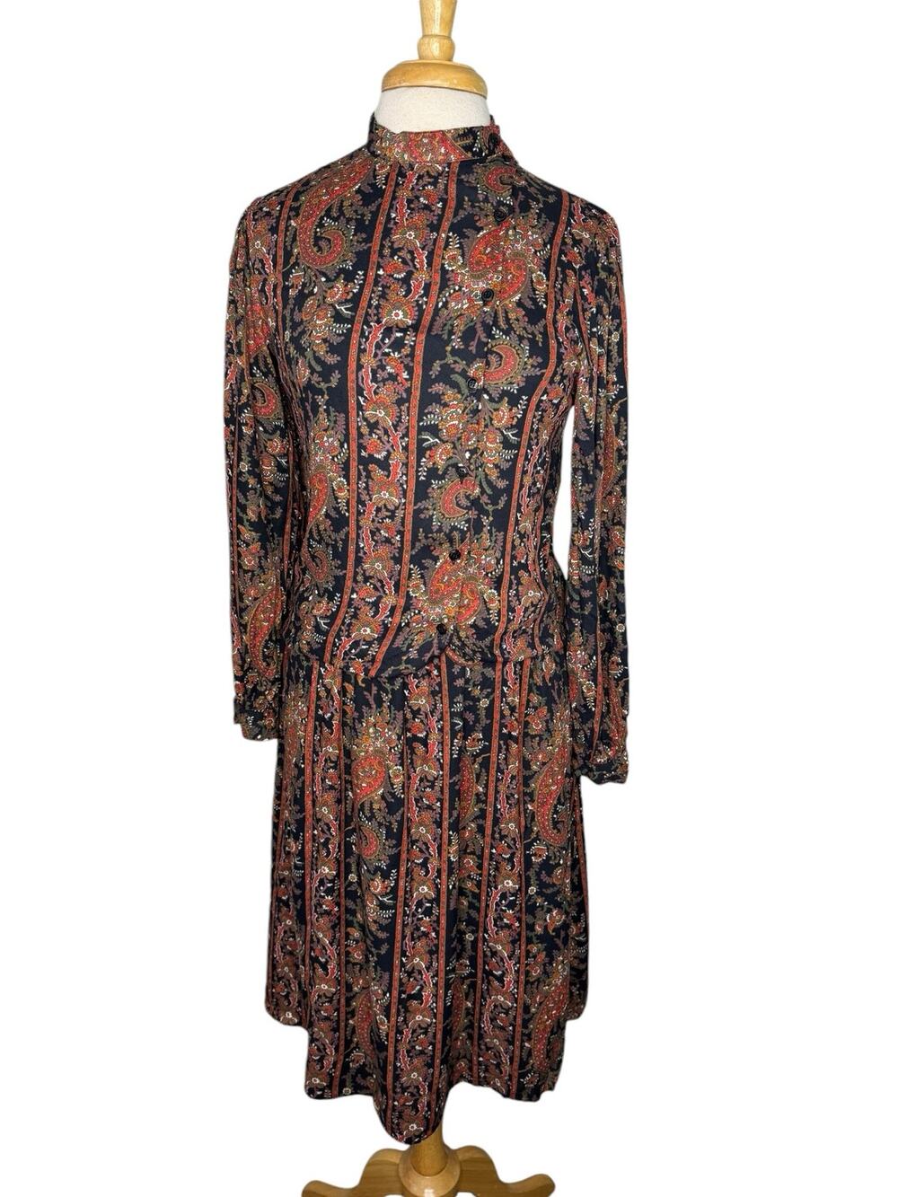JONES NEW YORK Vintage Black Fall Paisley Skirt Set Size 8 High Neck Asymmetric